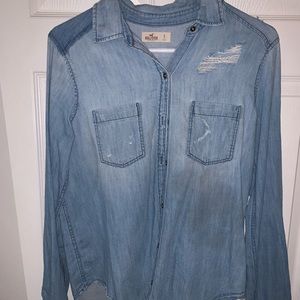 ✰Hollister denim button up✰